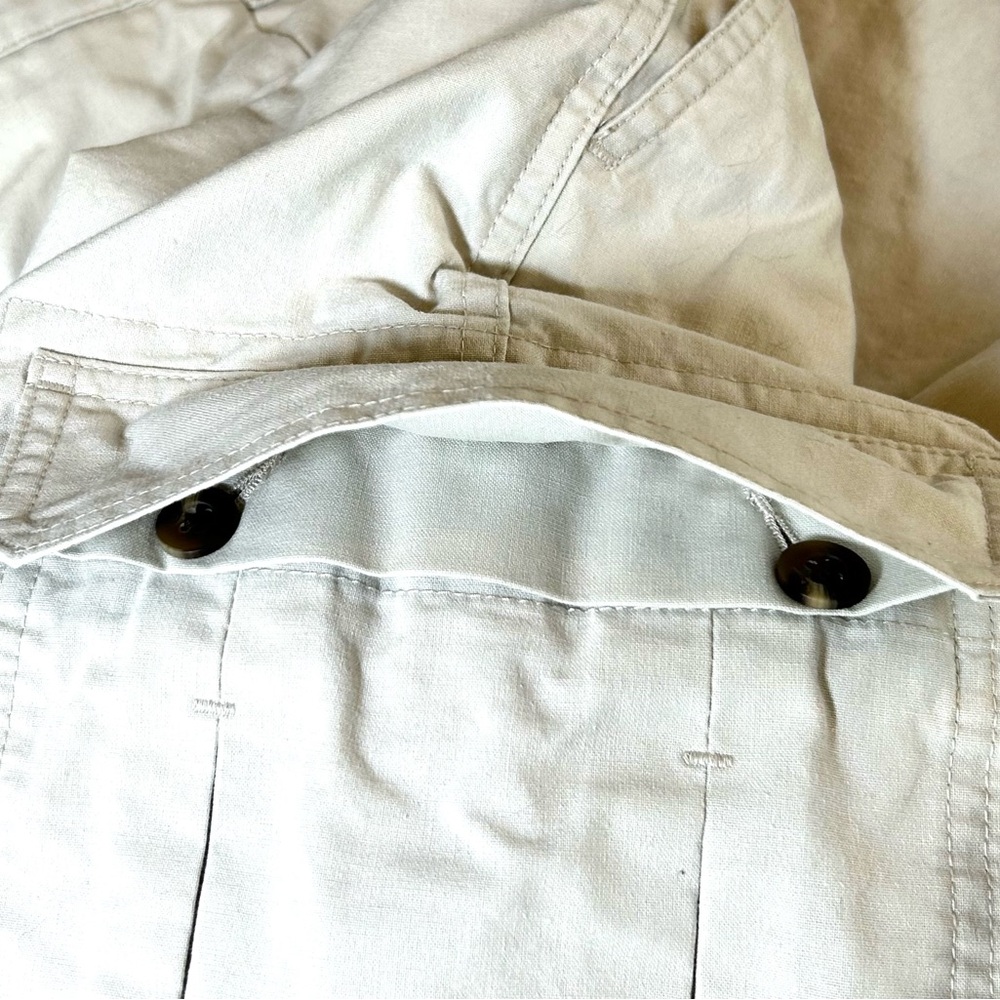 L.L. Bean Tropic-Weight Cargo Shorts in Stone Comfort Waist 9” Men’s Sz 38 - Picture 6 of 14